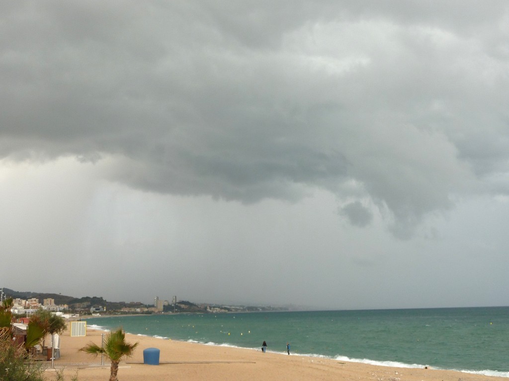 Cúmulonimbus vist des de sota